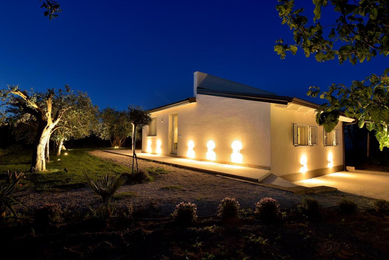 Villa Federica Con Piscina/With Pool Santa Maria Del Focallo Εξωτερικό φωτογραφία